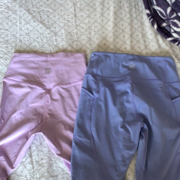 Bundle of TWO TYC leggings - Picture 3 of 3